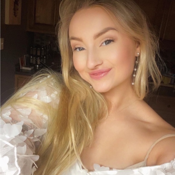 Meet your Posher, Morgan - Picture 2 of 2